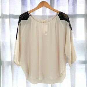 NEW/NWT Gold Hawk Ivory Silk & Black Lace Dolman Sleeve Blouse Size Medium Top
